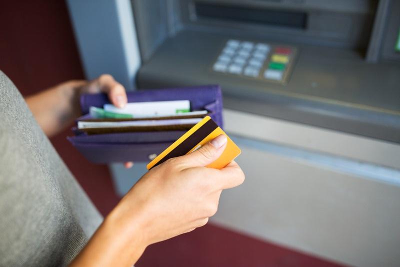 Salariu pe card, Foto: Dreamstime.com