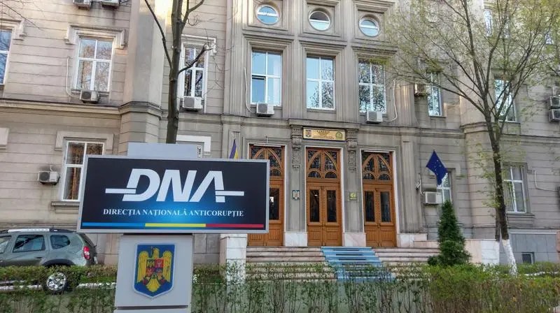 Acuzații grave la adresa șefului DNA. Un procuror spune că a fost mutat brusc după ce a anunțat că îl va declara suspect pe șeful unei mari instituții