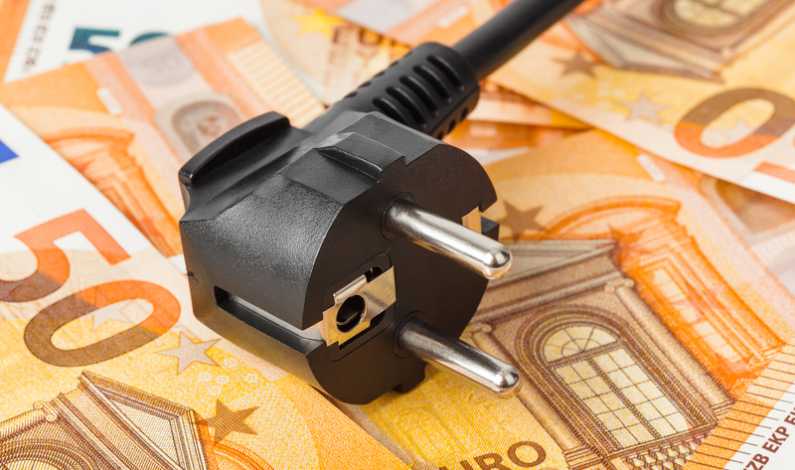 Electrica a semnat un contract de împrumut de 3,1 miliarde de lei