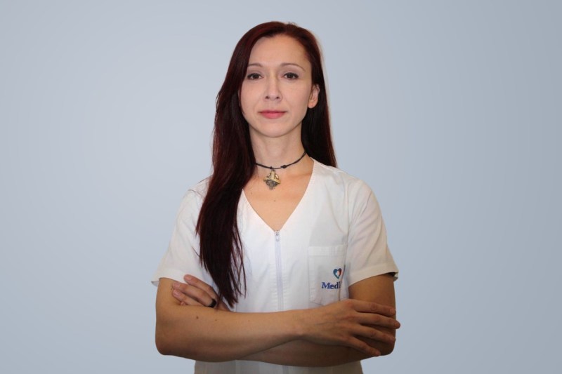 Cele mai recente tehnici de tratare a herniei de disc, explicate de dr. Raisa Croitoru, neurochirurg MedLife: „Endoscopia spinală oferă o recuperare foarte rapidă reducând la minim trauma operatorie“