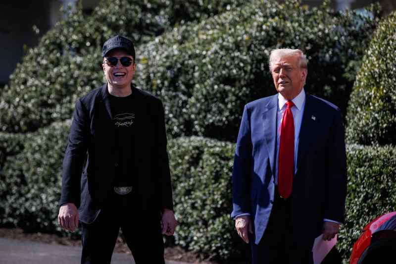 Elon Musk părăsește administrația Trump, încheind un mandat turbulent cu critici pentru președintele SUA