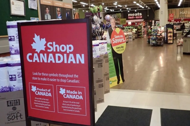 „Coatele sus, Canada!”. Sloganul care a mobilizat o țară