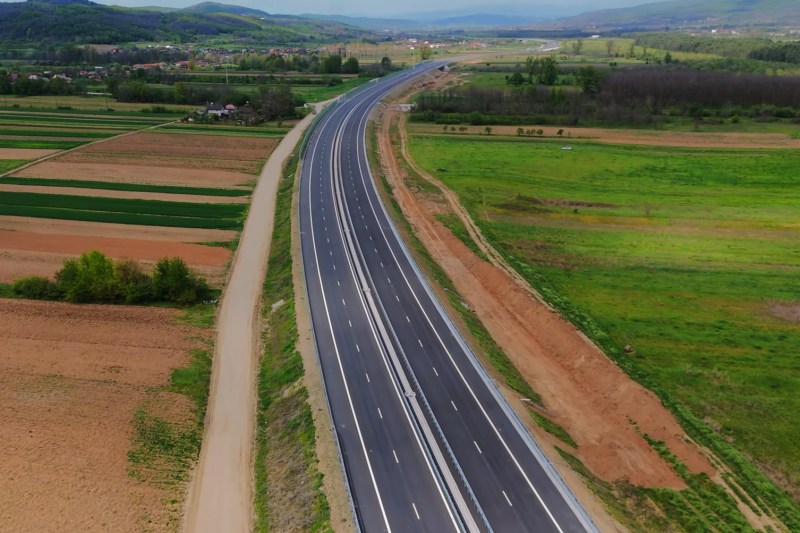 Prima bucată de autostradă care va fi inaugurată în acest an: „Cu trei luni mai devreme decât termenul contractual” VIDEO