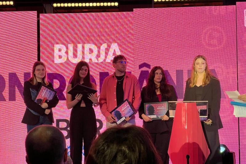 Ștefania Gheorghe și Alexandra Nistor la Gala Premiilor Superscrieri / Foto: HotNews