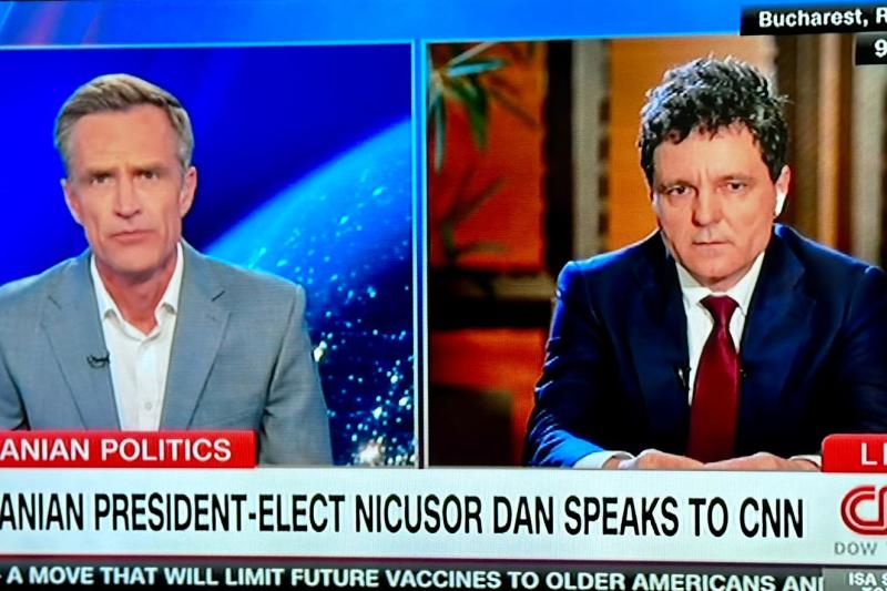 Nicușor Dan, interviu la CNN: „George Simion a spus că este pro-Trump, dar nu prea este” / A confirmat că el crede că Europa trebuie să-și dezvolte armatele