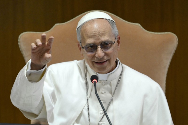 Papa Leon al XIV-lea a explicat de ce şi-a ales acest nume, şi-a prezentat blazonul şi şi-a anunţat deviza. Ce le-a transmis cardinalilor săi