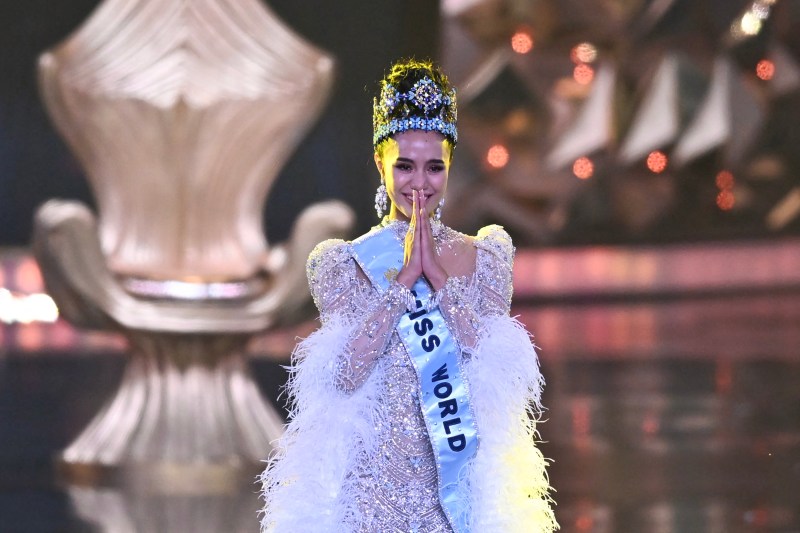 VIDEO Concursul Miss World 2025 și-a ales câștigătoarea: Opal Suchata Chuangsri / Cine a reprezentat România