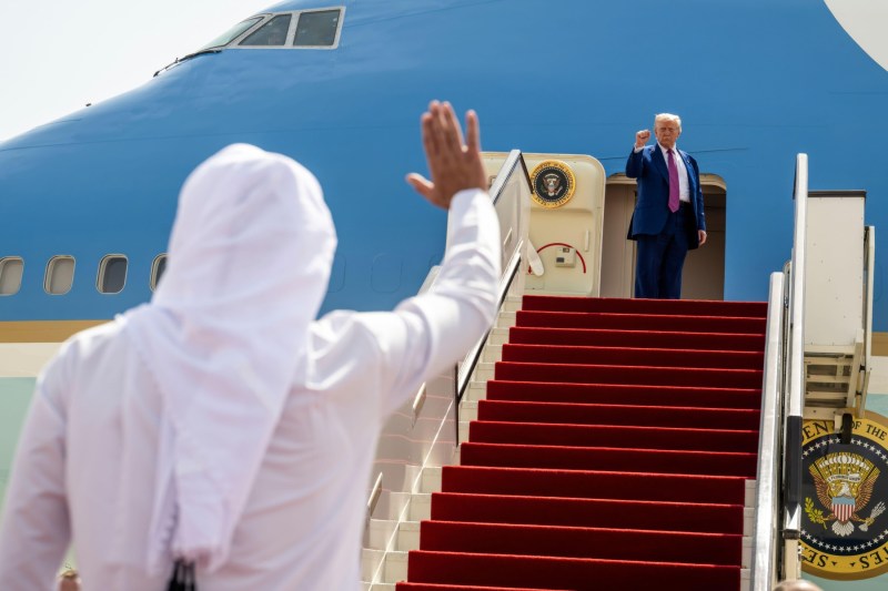 Qatarul amenință cu un răspuns „proporțional” după atacul iranian asupra bazei americane Al Udeid